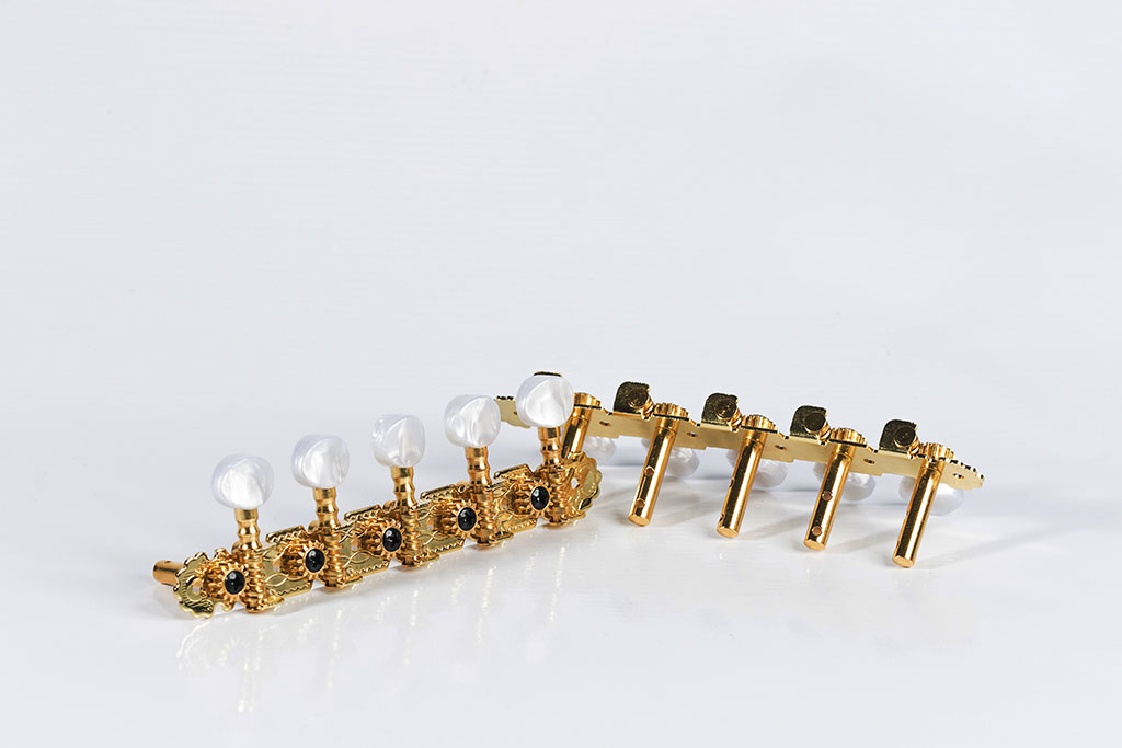 PTV016 TARRAXA VIOLA DOURADA.jpg