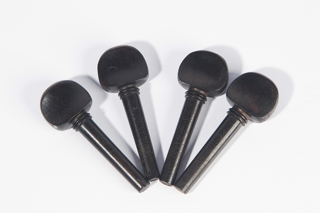 PCV056 PCV057 - JOGO DE CRAVELHAS EBANO.jpg