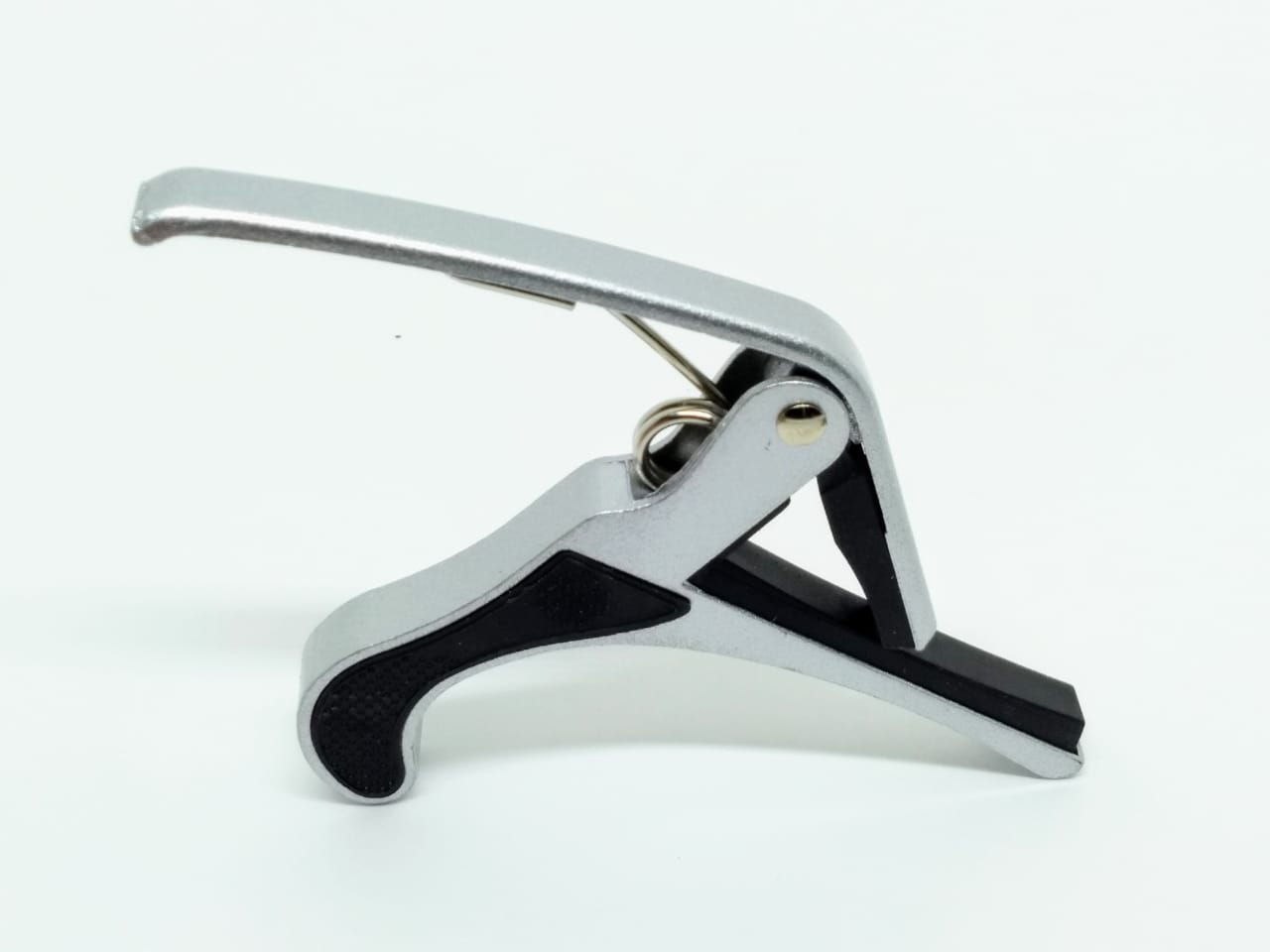 PCA012C CAPOTRASTE VIOLAO AÇO PRETO (5).jpeg